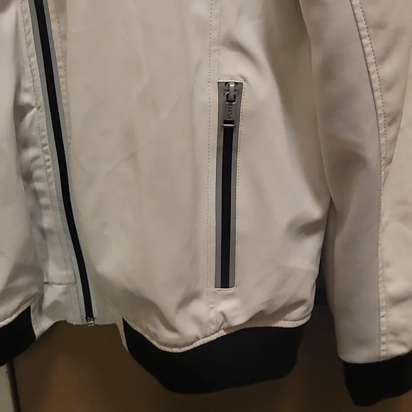 Large guess jacket - Picture 3 of 14